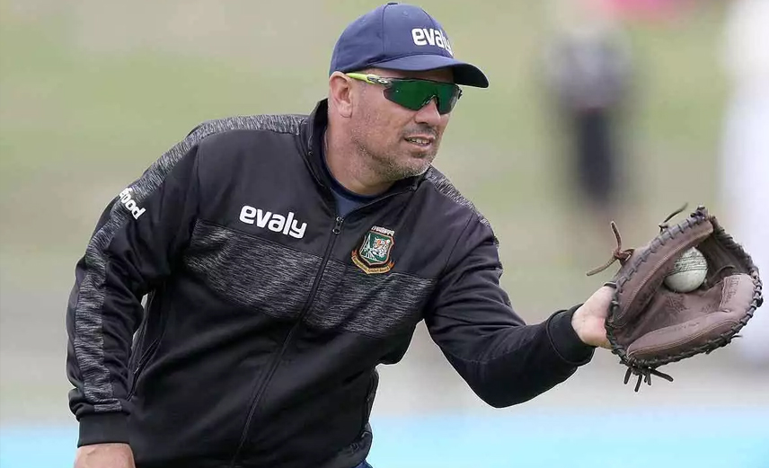 Daily Cricket | BCB considers Domingo"s contract extension